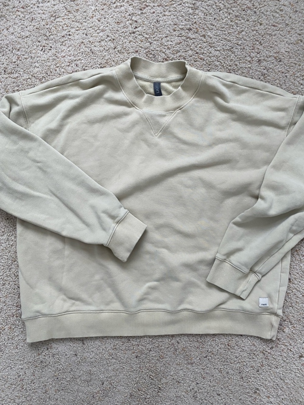 Vuori Green Sweatshirt. Size M.